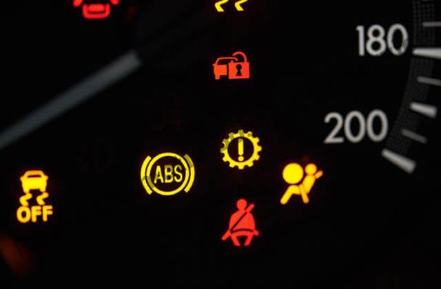 Abs Işığı Neden Yanar
